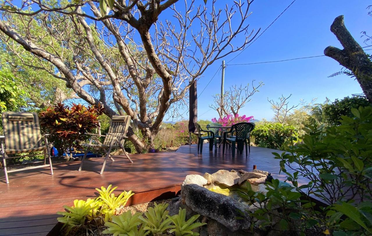J & Ella's House - 2 Bedroom, 2 Bathroom Holiday home Cooktown