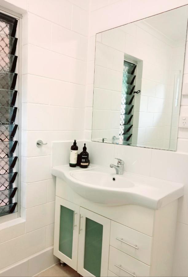 Holiday home J & Ella's House - 2 Bedroom, 2 Bathroom *